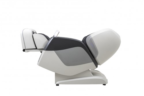 Массажное кресло Casada AURA с инновационным 4D массажем